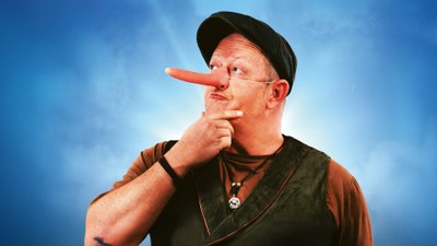 Das Bild zeigt den Künstler Michael Eller. 