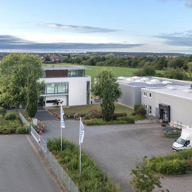 Das Bild zeigt eine Luftaufnahme der Dima in Peine. 