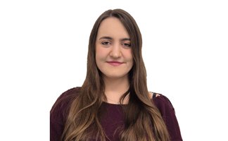 Das Bild zeigt unsere Mitarbeiterin Fabienne Freder. 