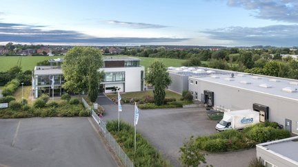 Das Bild zeigt eine Luftaufnahme der Dima in Peine. 